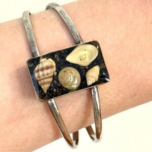 Vintage Sterling Silver 925 Cuff Bracelet Seashell Resin Inlay 3D Beachy Summer